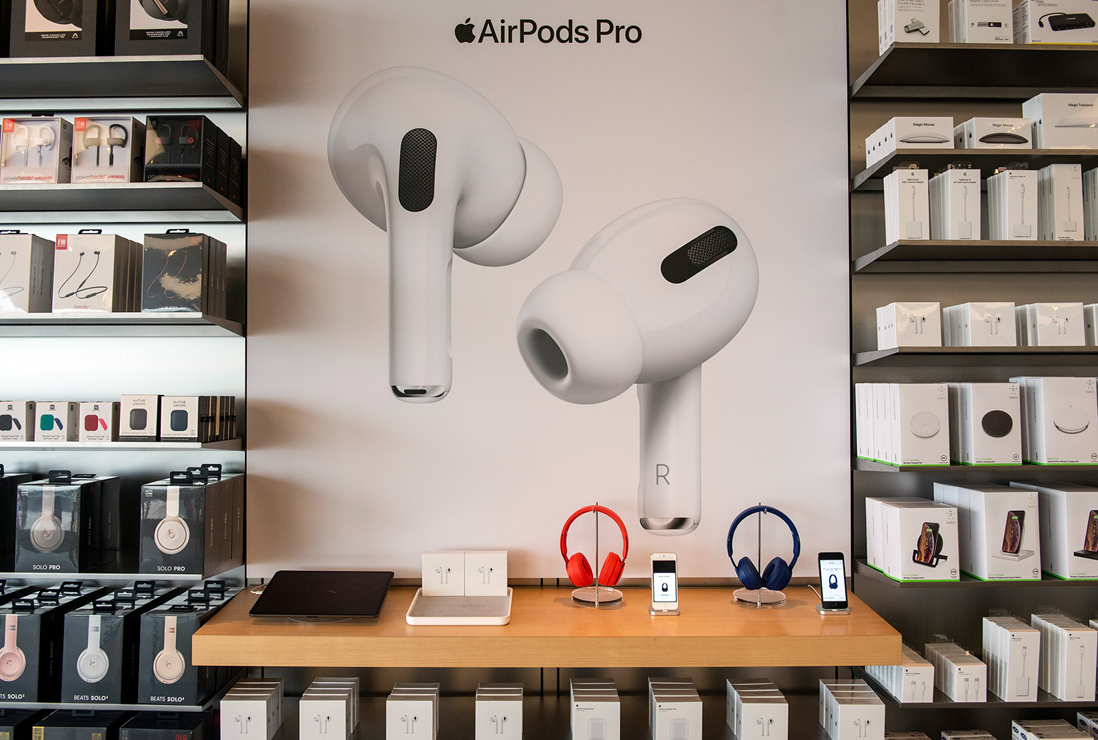 airpods 2 pro black friday