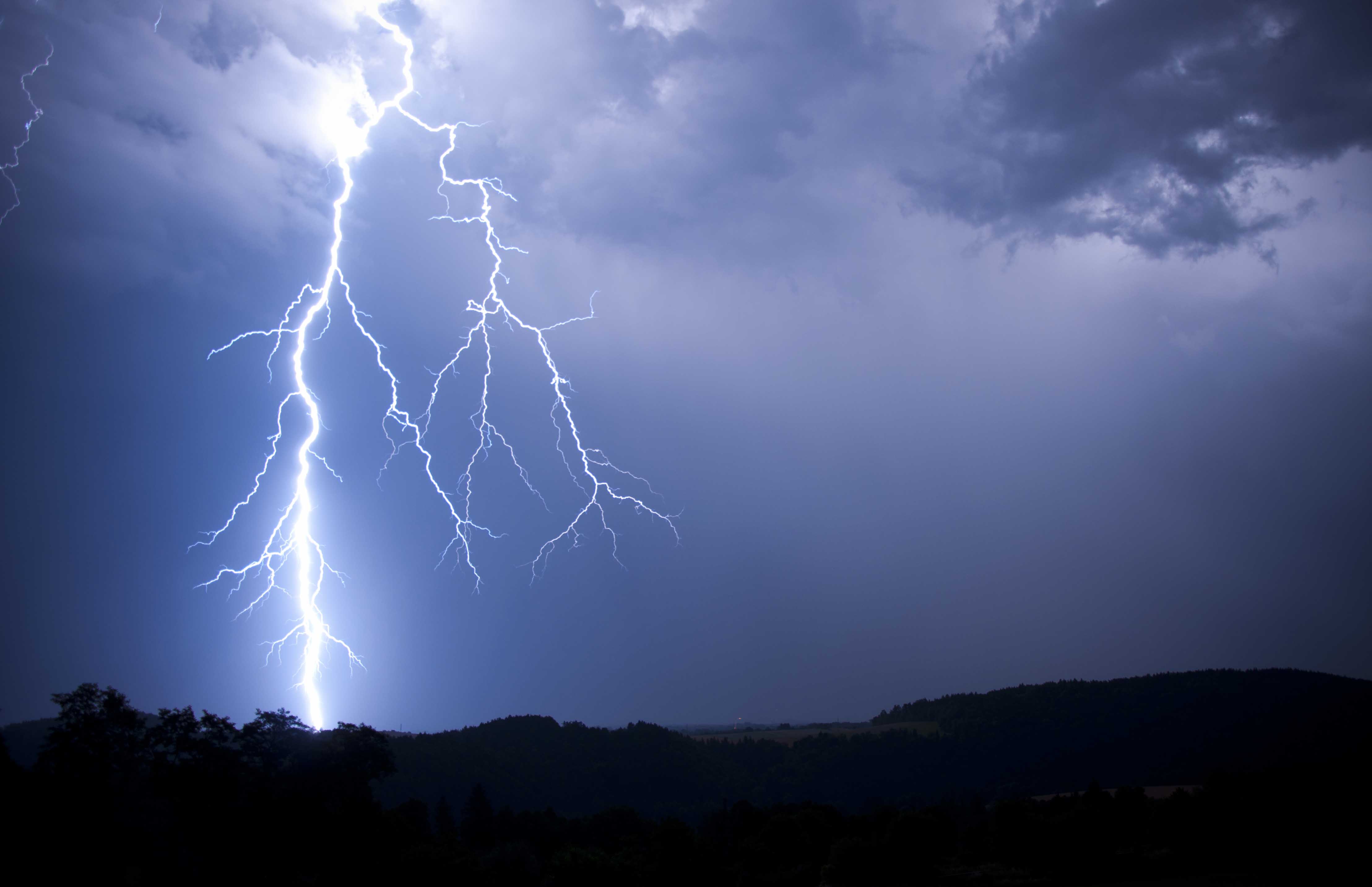 Weather satellite captures stunning video of lightning crackling over ...