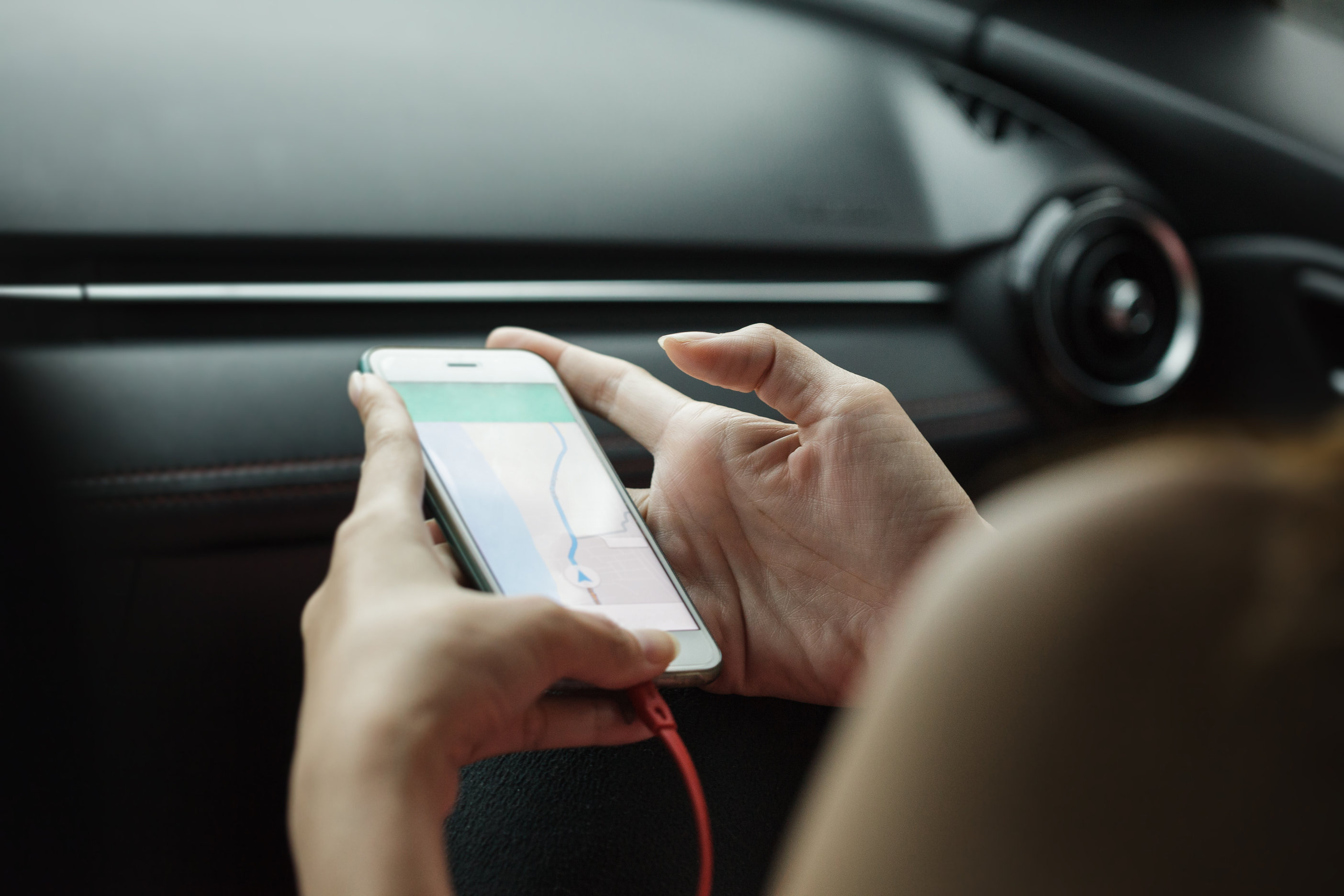 Apple Maps Just Got The Feature That Made Waze So Much Better Than Google Maps