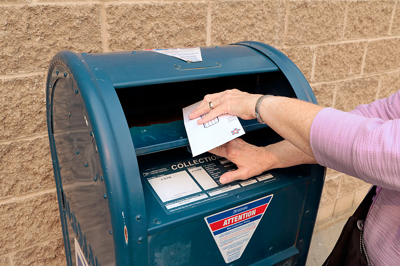 hundreds-of-mail-in-ballots-were-found-tossed-in-new-jersey-dumpster-bgr