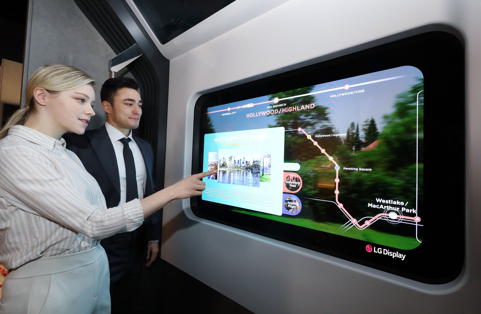 LG-Display-Transparent-OLED-on-Subway-Train