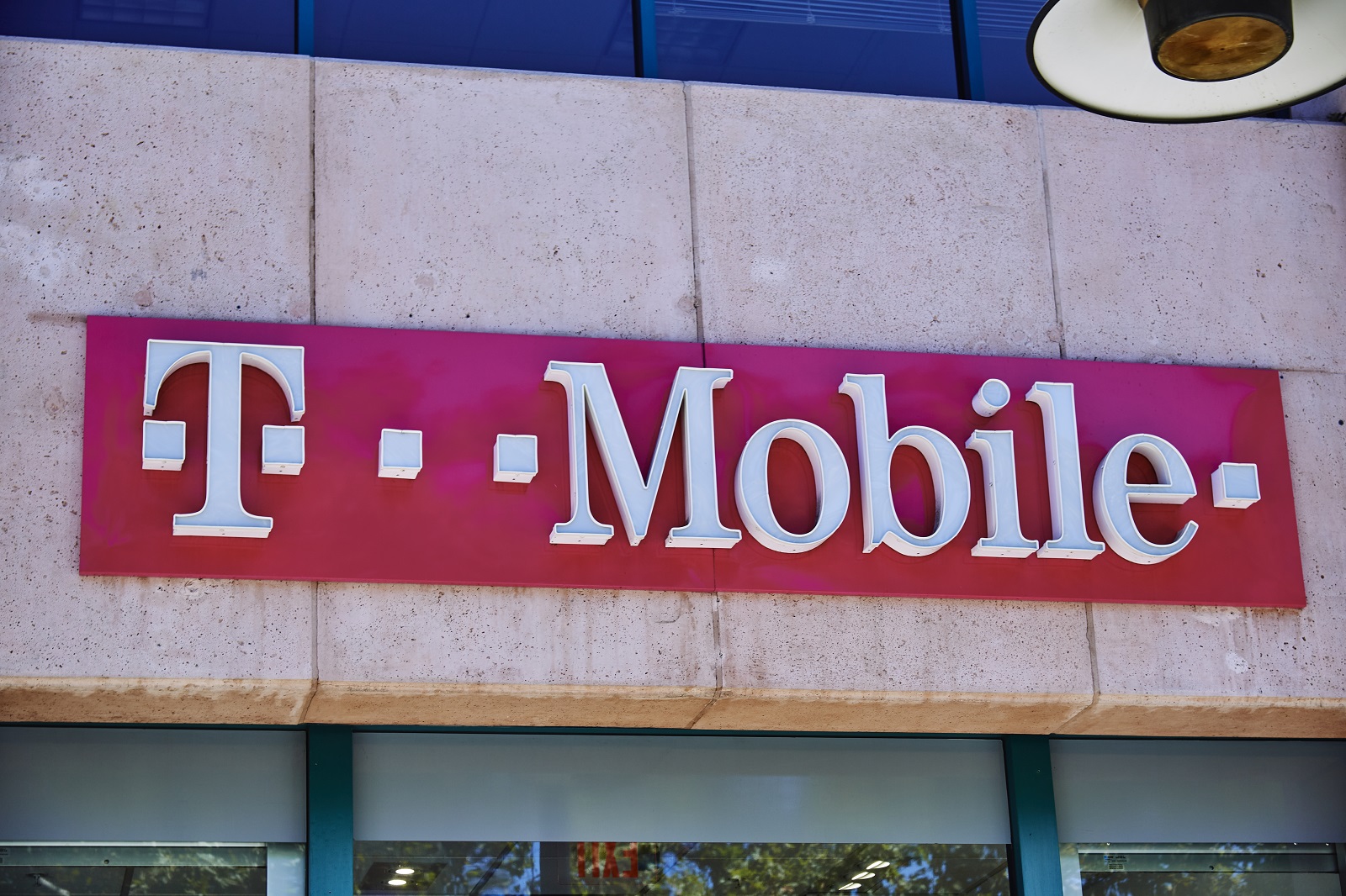 T-Mobile Storefront