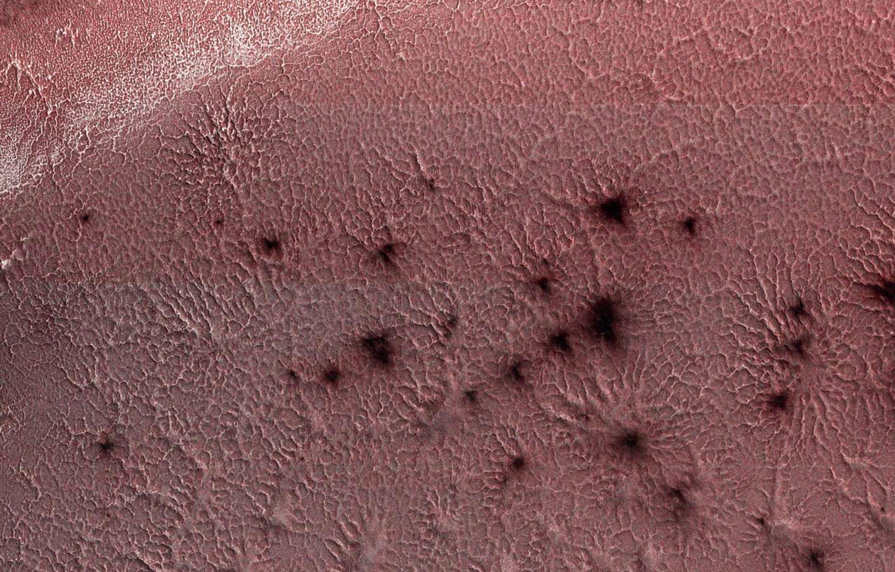 We may finally know why Mars has “spiders” – BGR