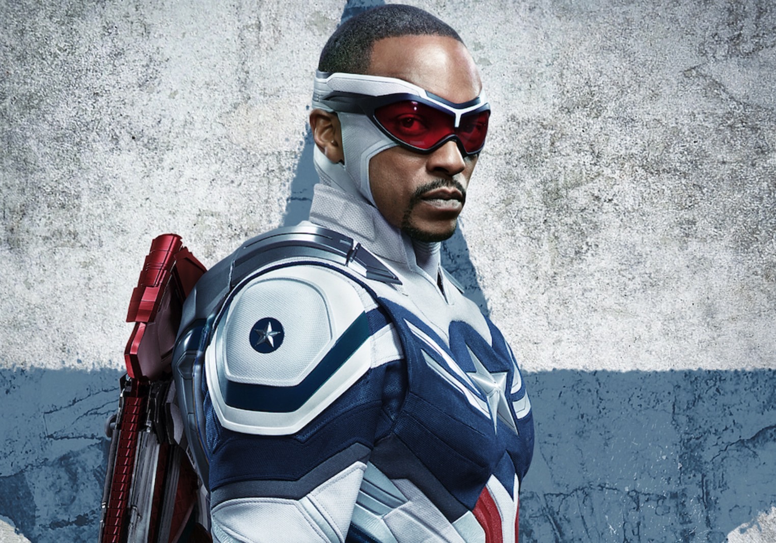 Captain America 4: First Look at Anthony Mackie's New Cap Suit Officially  Revealed