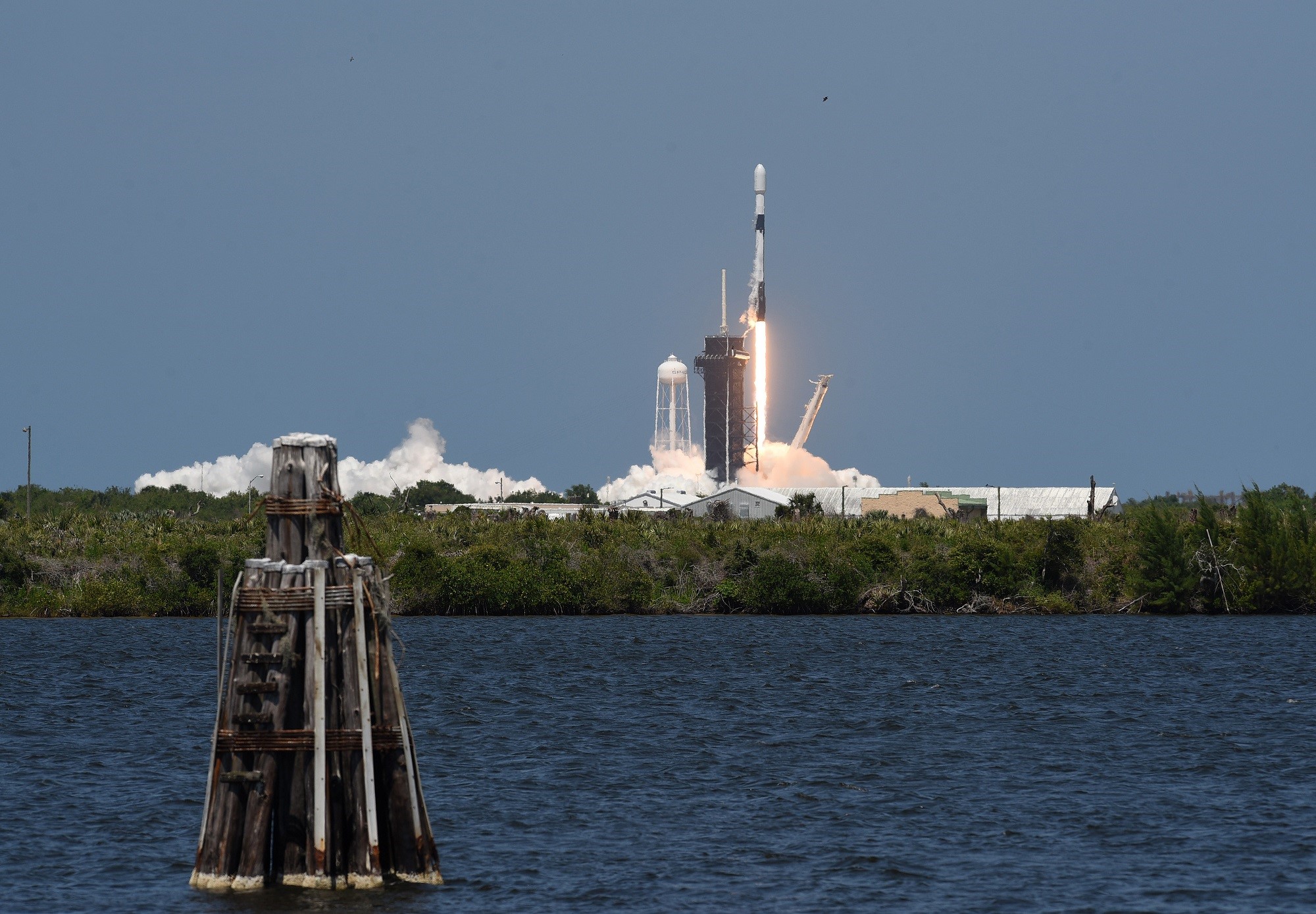 SpaceX rocket launch creates visuals over Florida TrendRadars