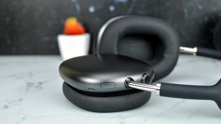 AirPods Max review: Opulent audio that shouldn't cost so much