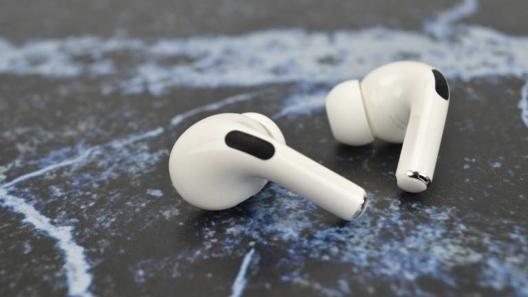 Apple AirPods Pro Review: Excellent for Apple Fans