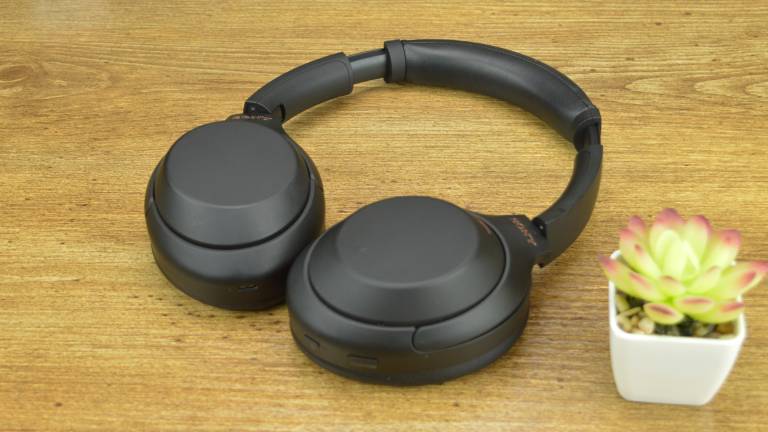 The New Noise-Canceling King: Sony WH-1000XM3 Review 