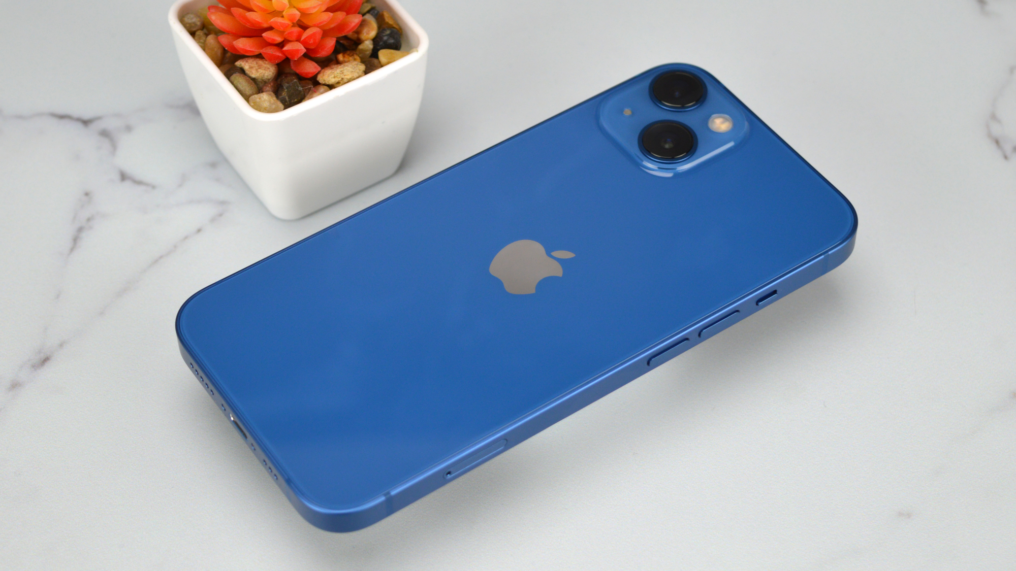 Айфон 13 мини гб. Iphone 13 Mini Blue. Iphone 13 Mini синий. Iphone 13 128 синий. Iphone 13 Mini голубой.