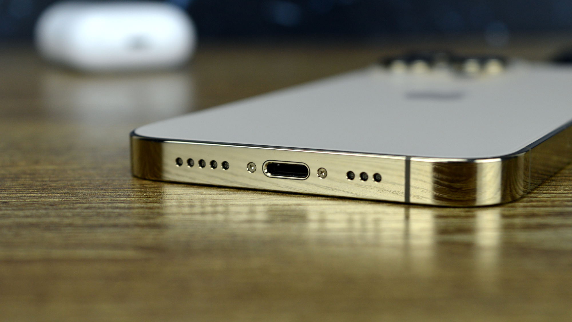 Apple's iPhone 14 Pro might finally ditch Lightning for USB-C charging