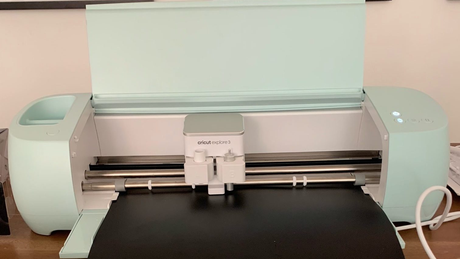 Cricut Explore 3 Review: Crafting Made Easier