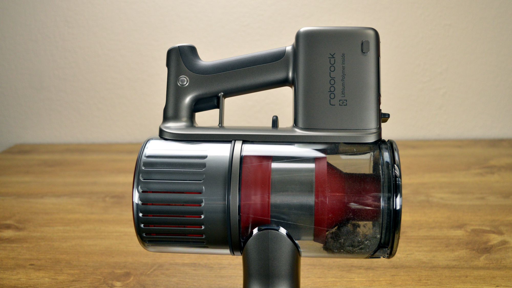 Roborock H7 Handheld Vacuum Cleaner Review: Lightweight and