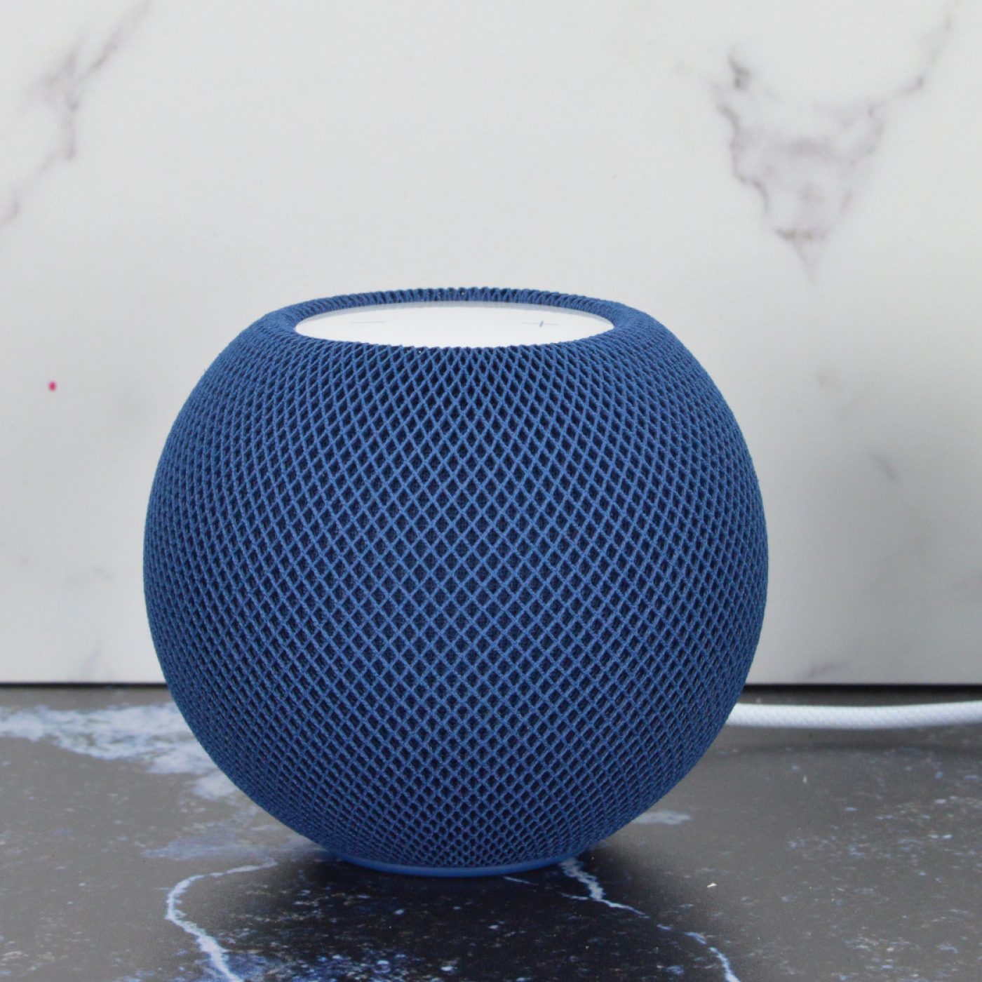 Apple finally activates HomePod Mini's climate sensor