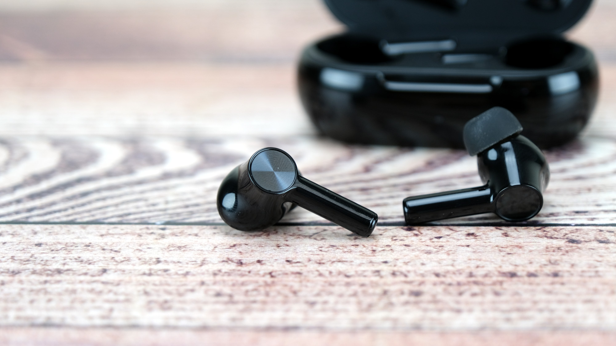 Oneplus Buds Z2 True Wireless Earbuds