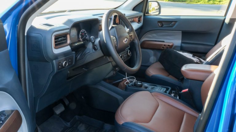 2022 Ford Maverick Interior