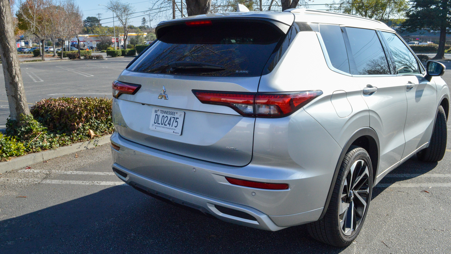 2022 Mitsubishi Outlander Rear