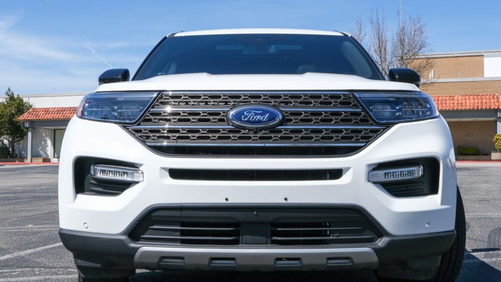 2022 Ford Explorer Review, Pricing, and Specs