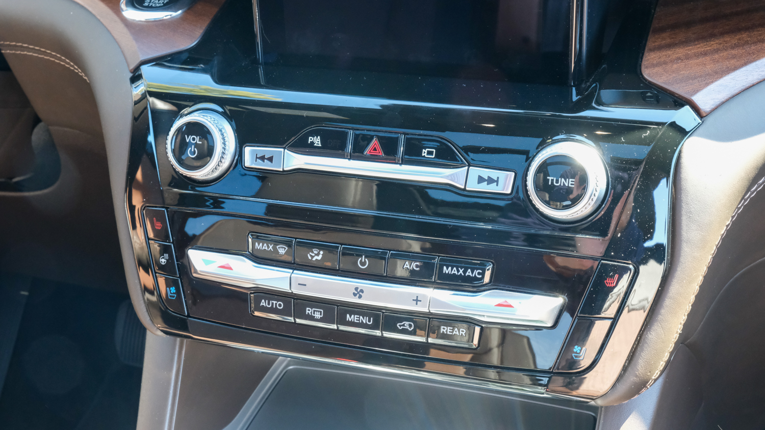 2022 Ford Explorer Controls