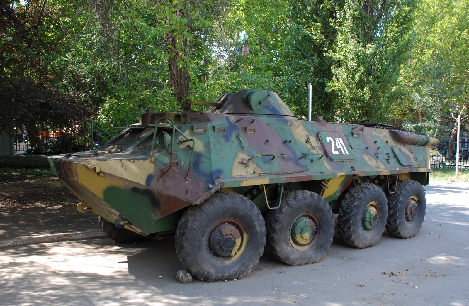 btr-armored-car-russia.jpg?quality=82\u0026strip=all\u0026resize=1400,1400