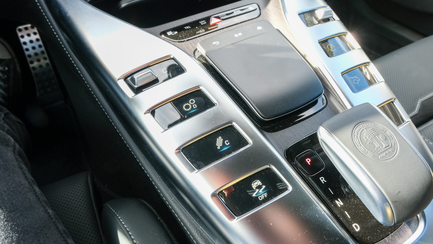 Mercedes-AMG GT 53 Controls