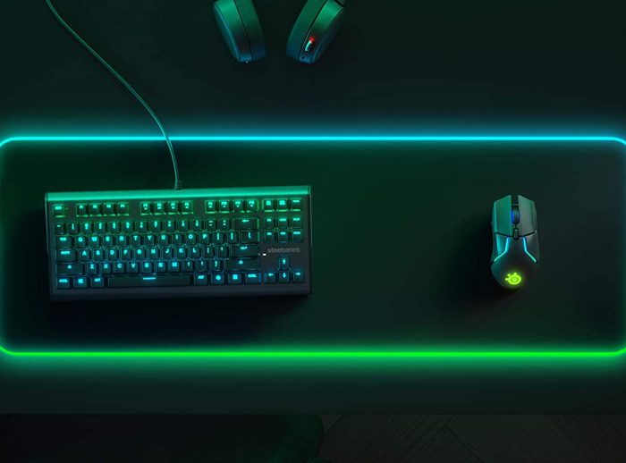 A look at the mouse pad with keyboards