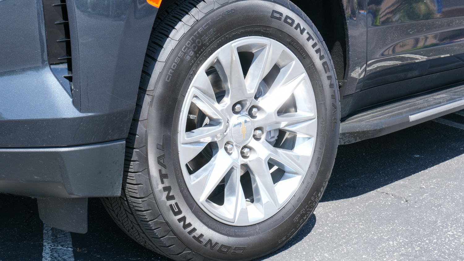 2022 Chevrolet Suburban Wheel
