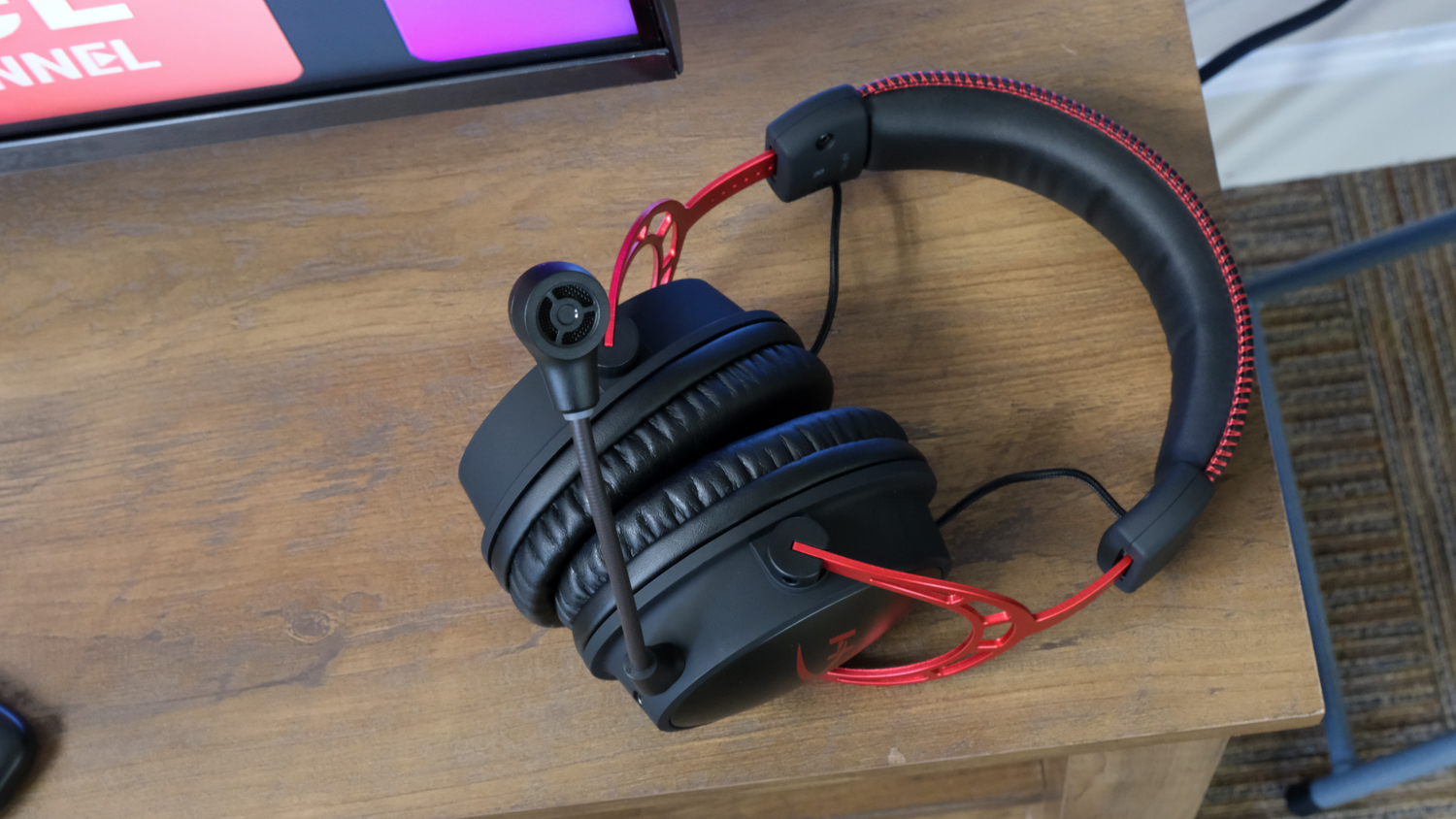 HyperX Cloud Alpha Wireless Review 