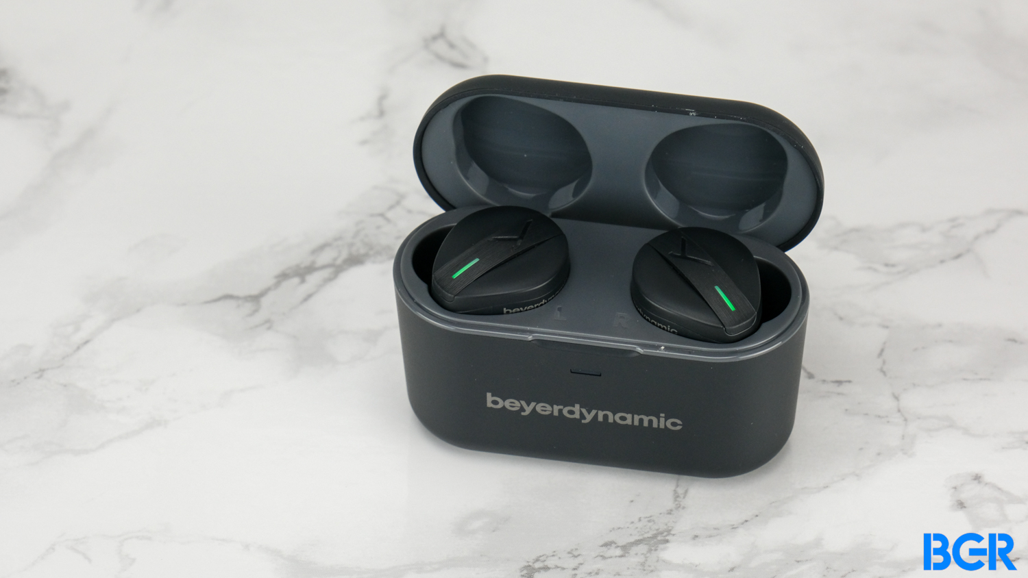 Beyerdynamic Free Byrd In Case