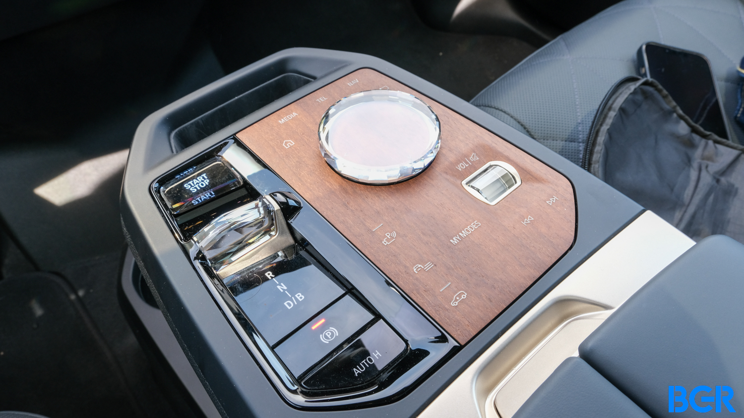 2022 BMW iX Controls