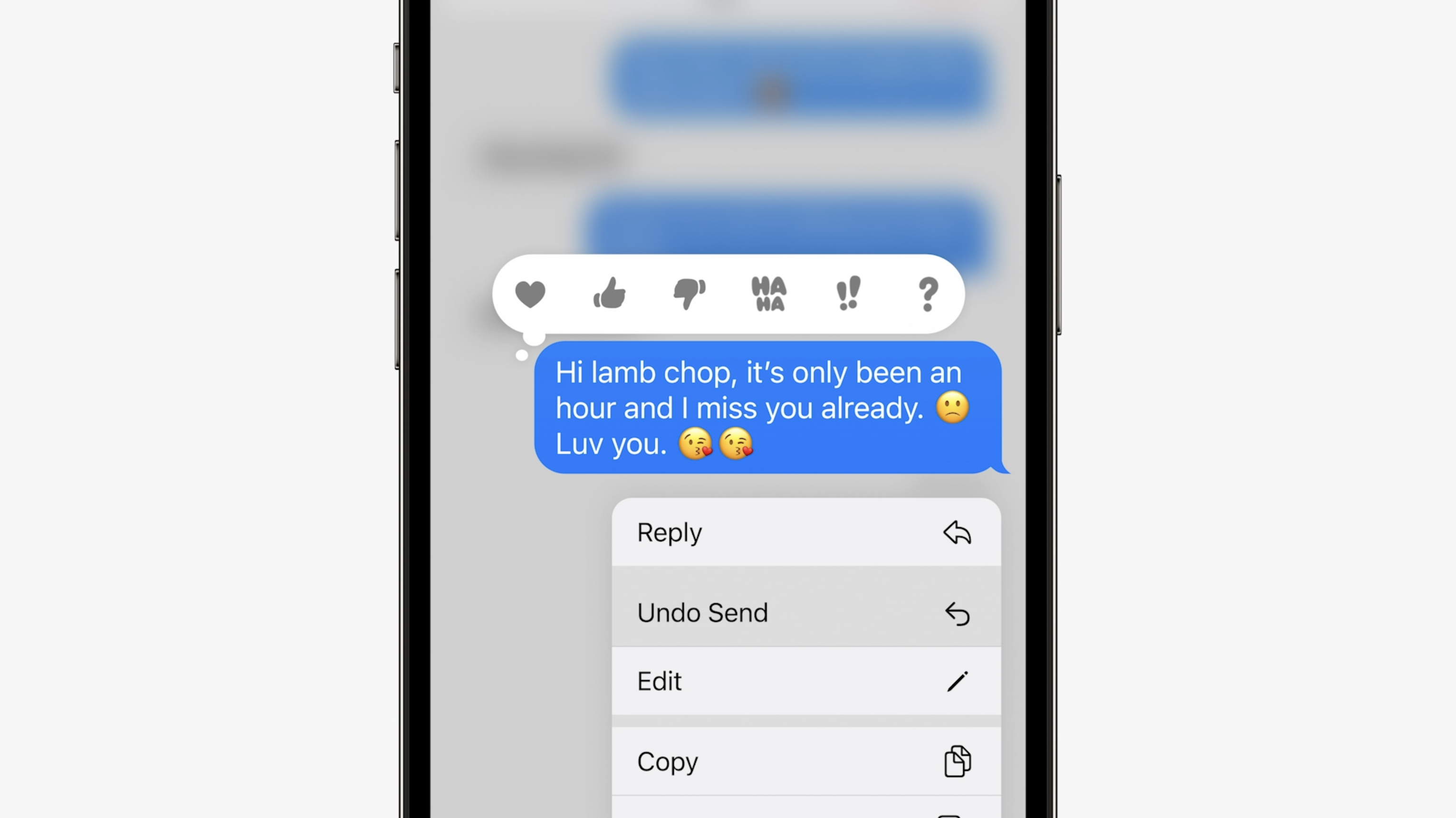 iOS 16 Undo Send feature in Messages.