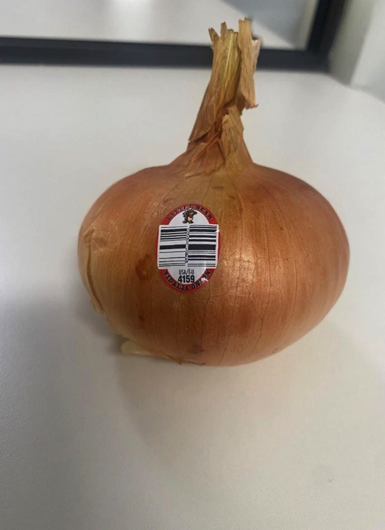 A&M Farms Vidalia Onions recall: PLU sticker.