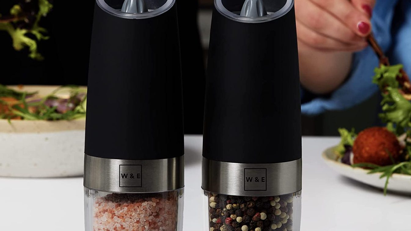 Willow & Everett Salt and Pepper Grinder Set 