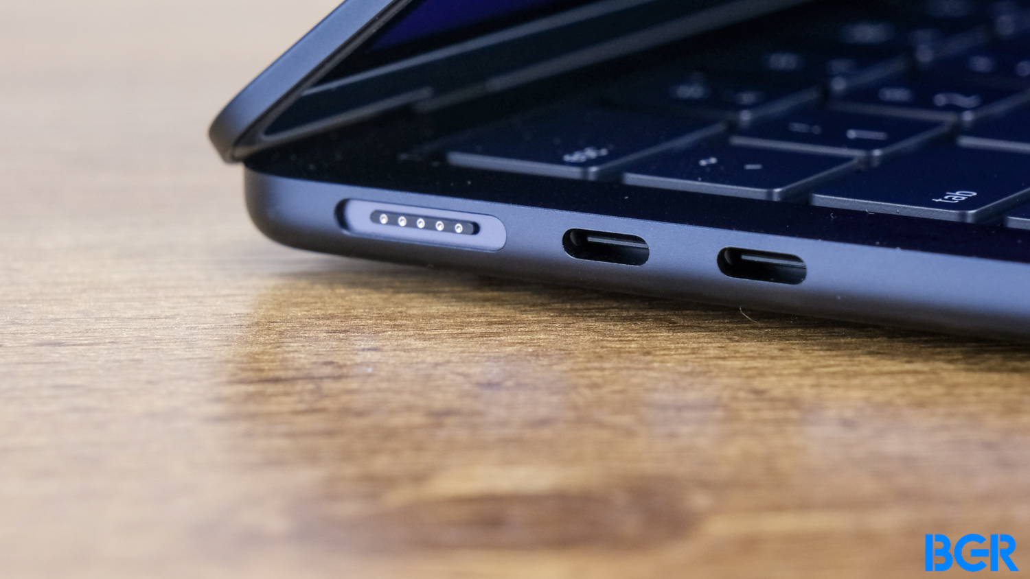 2022 MacBook Air Ports