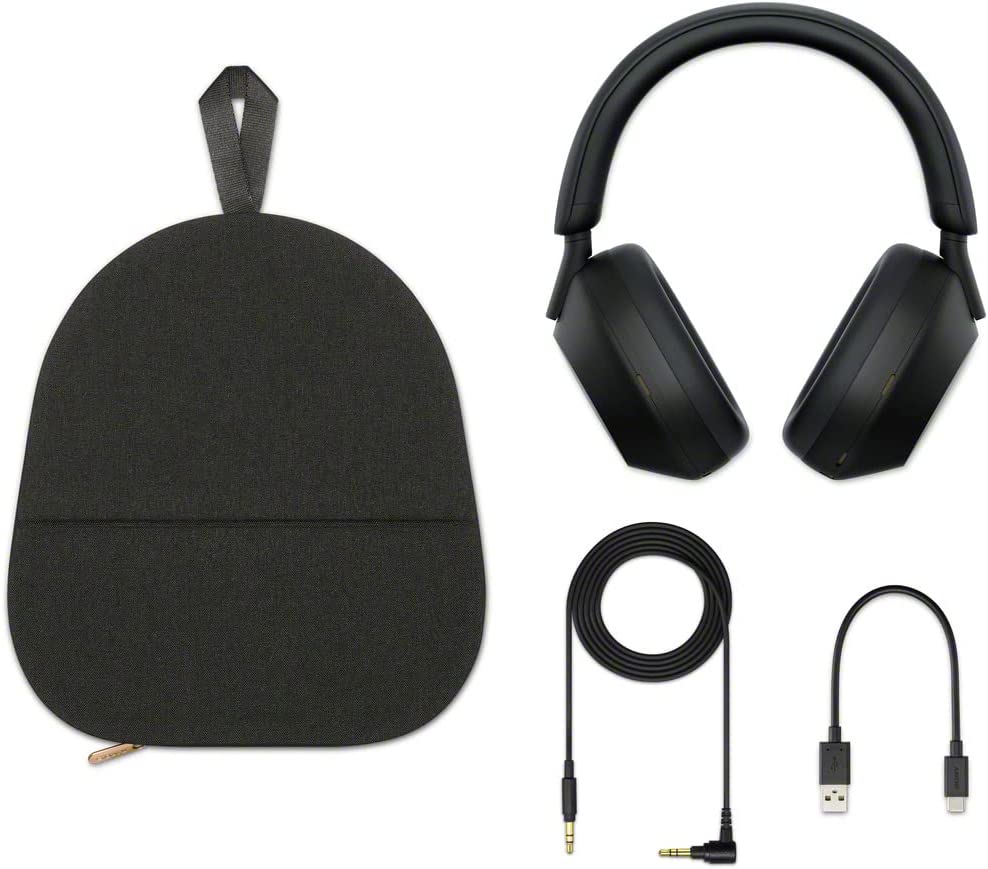 WH-1000XM5 Sony wired headphones, USB Type-C cable, carrying case and 3.5mm cable