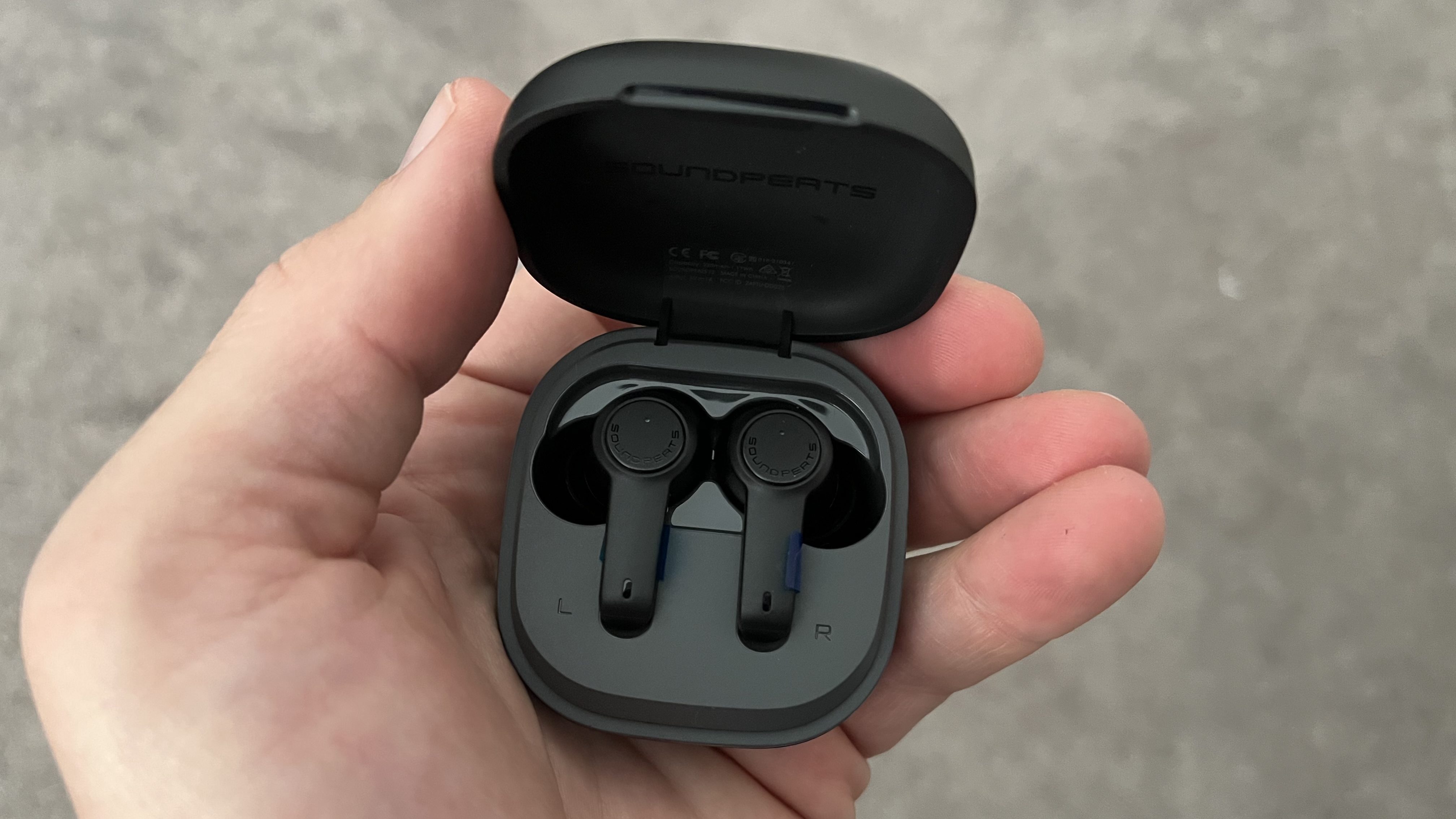 How to sync soundpeats earbuds hot sale