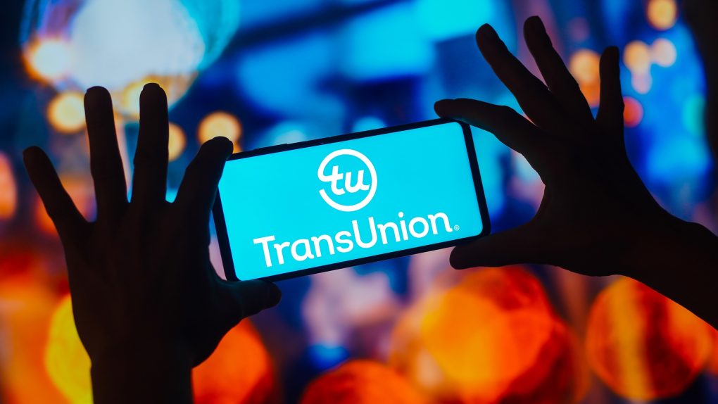 TransUnion data breach compromises financial information of consumers
