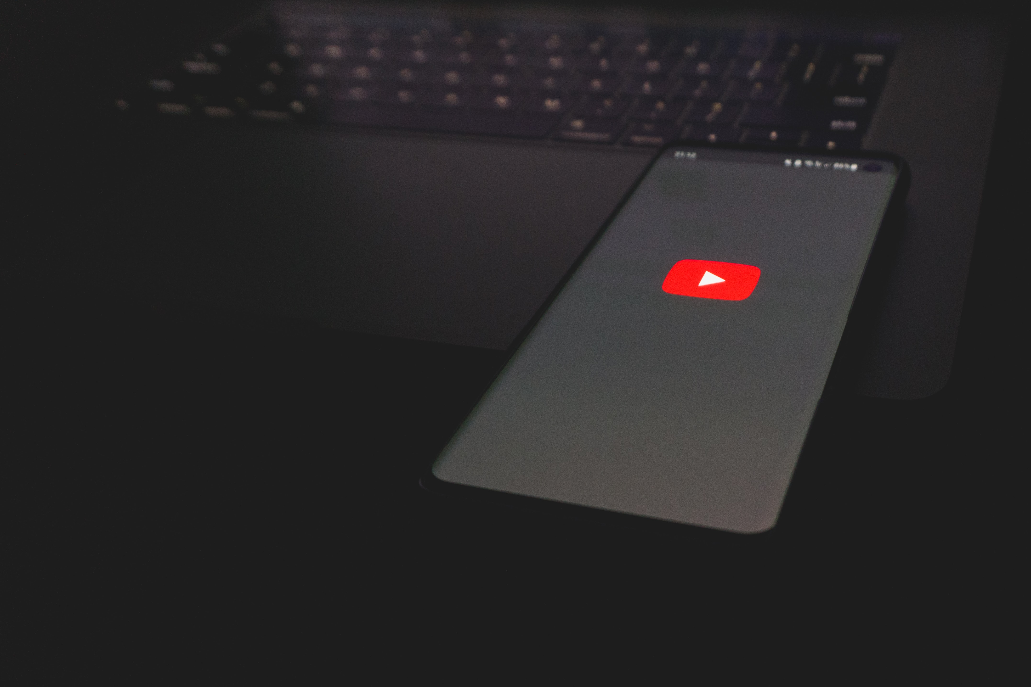 YouTube says that its app isn’t crashing on the iPhone anymore