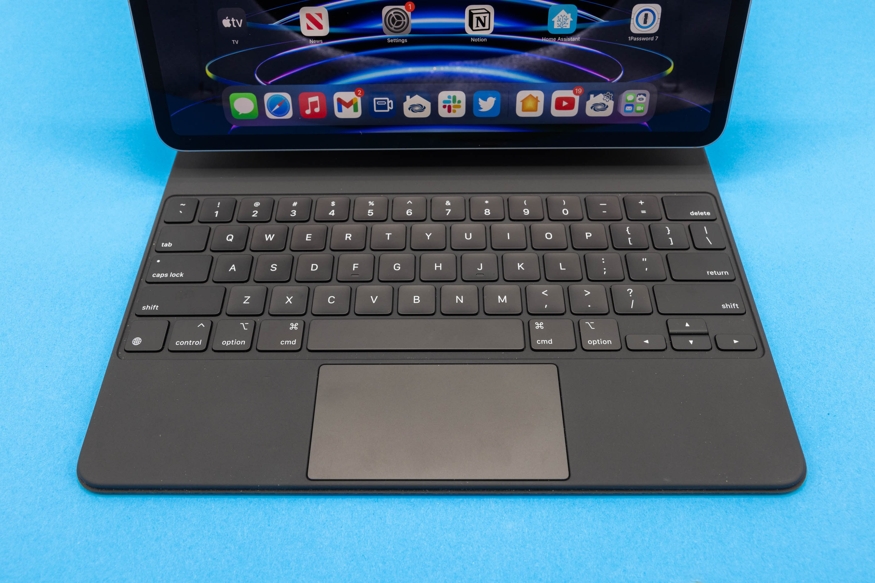 a-new-magic-keyboard-might-not-solve-ipad-pro-s-biggest-problems