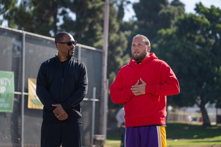 (L to R) Eddie Murphy as Akbar and Jonah Hill as Ezra in You People.