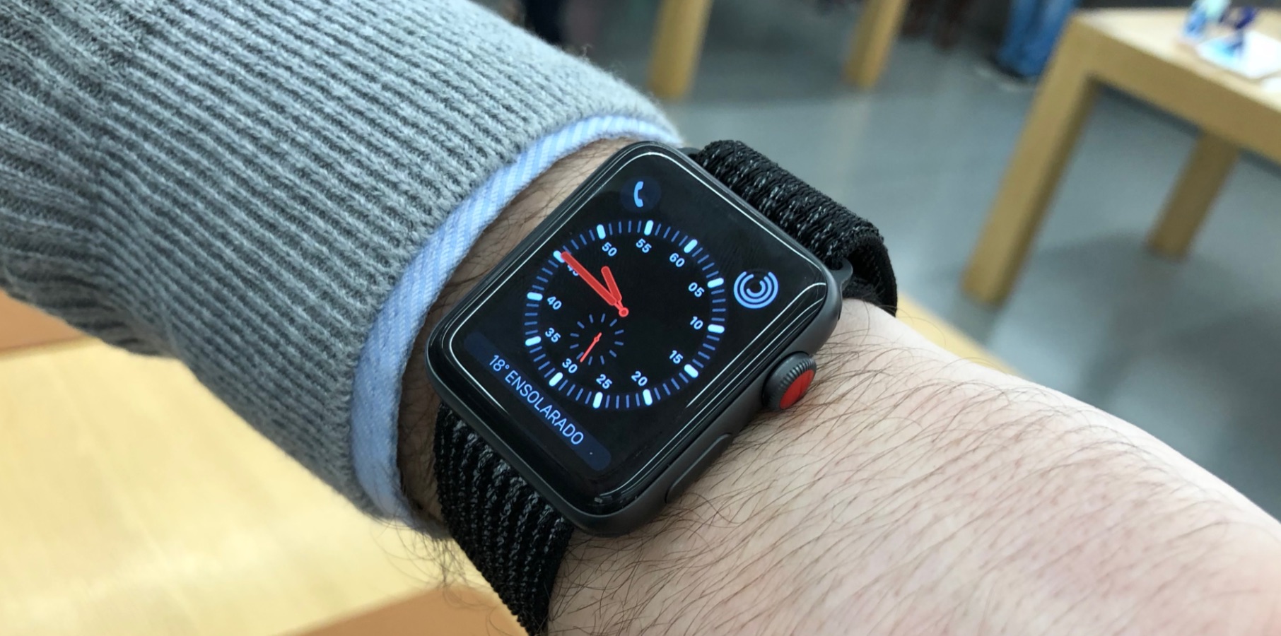 Is the series discount 4 apple watch discontinued