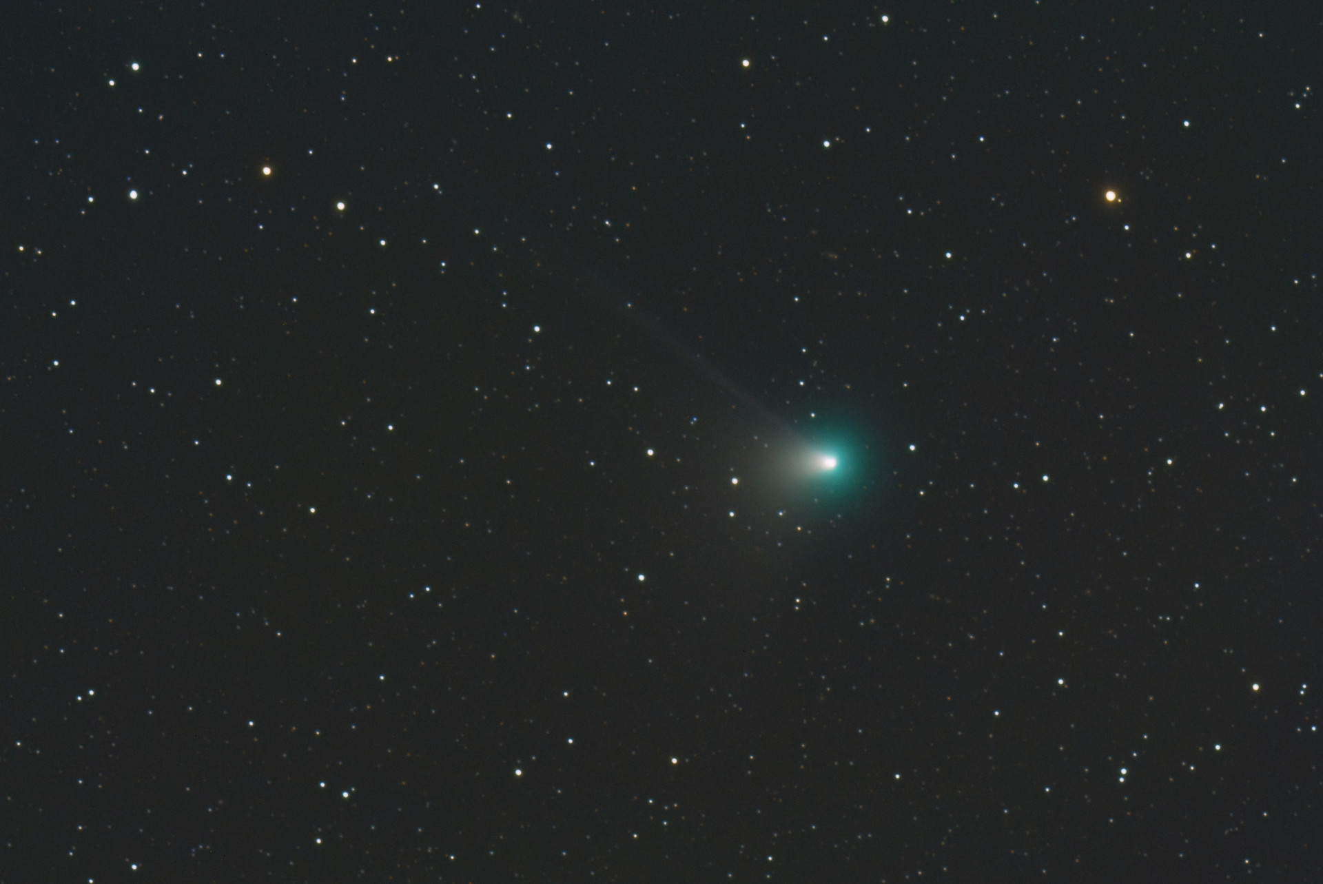 This Is Your Only Chance To See A Rare Green Comet For The Next 400 Years