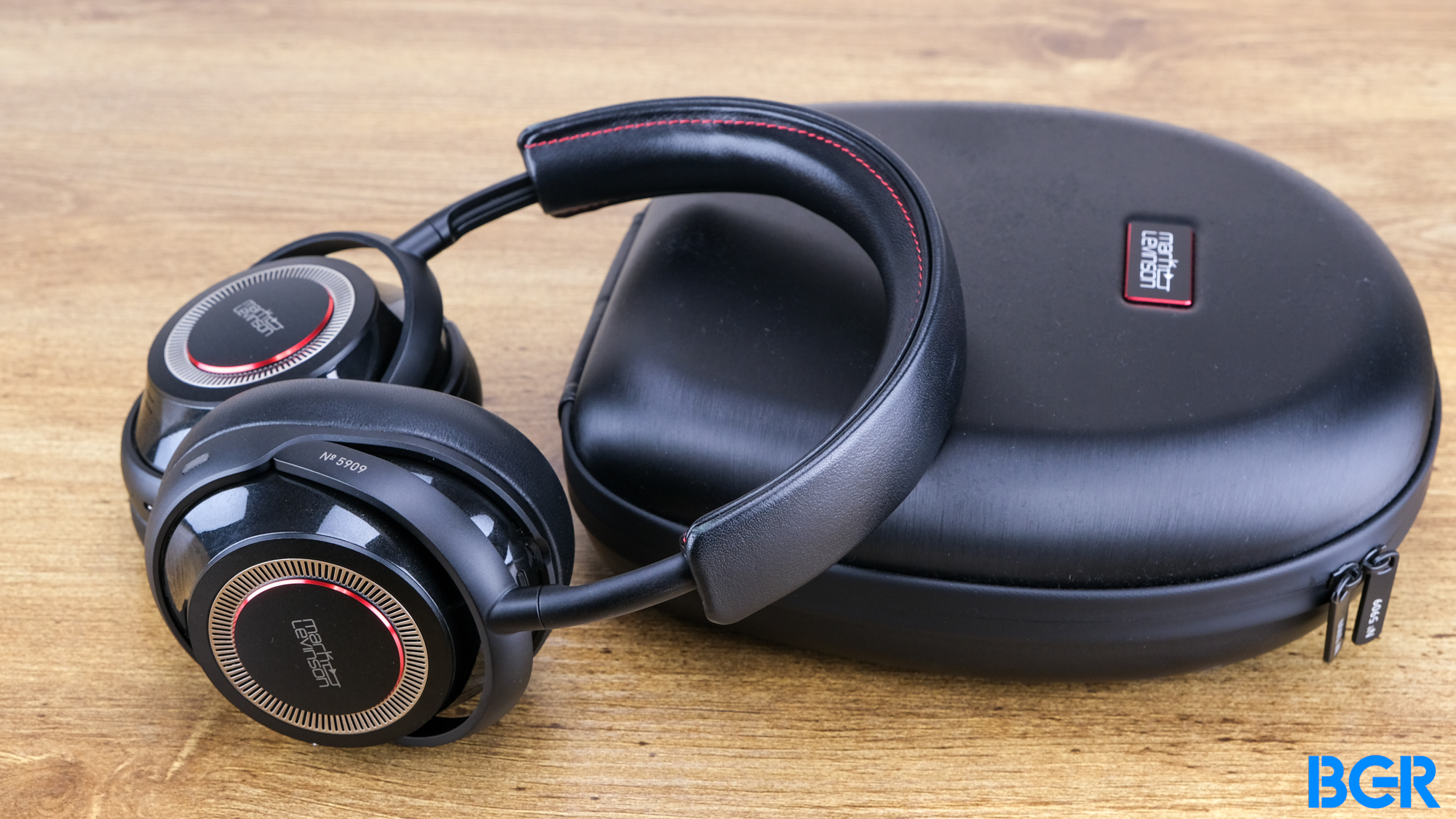 Mark Levinson No. 5909 Review: Headphones That Sound As Expensive As ...