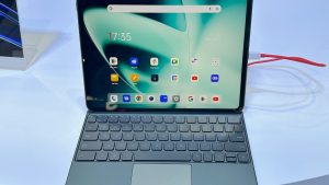 OnePlus Pad tablet, stylus, and keyboard accessory shown at MWC 2023.