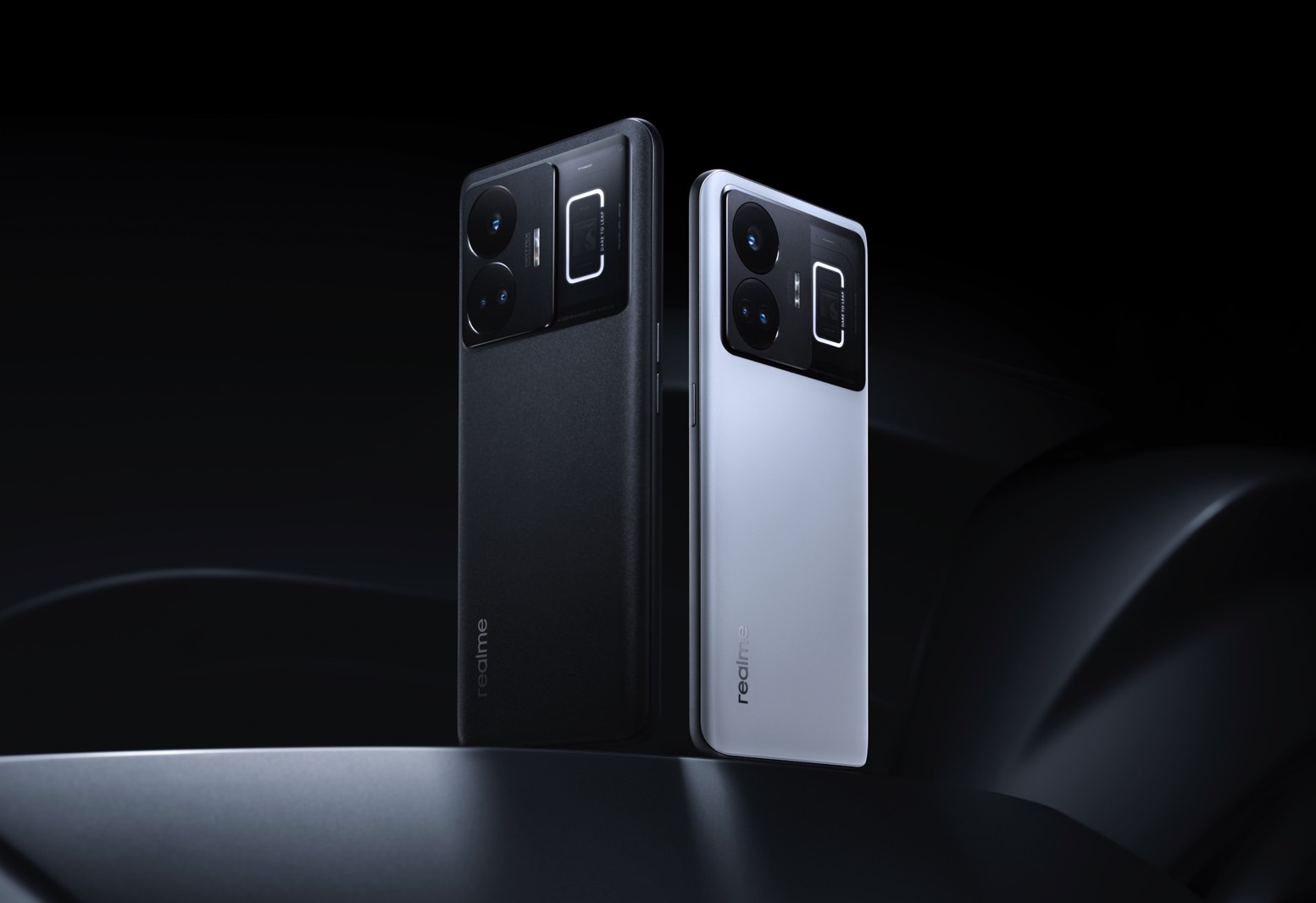 Realme GT3 debuts at MWC 2023 with 240W battery charging speed