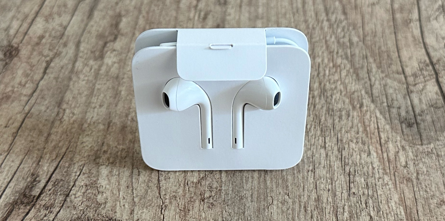 I think Apple should release new EarPods with better sound quality