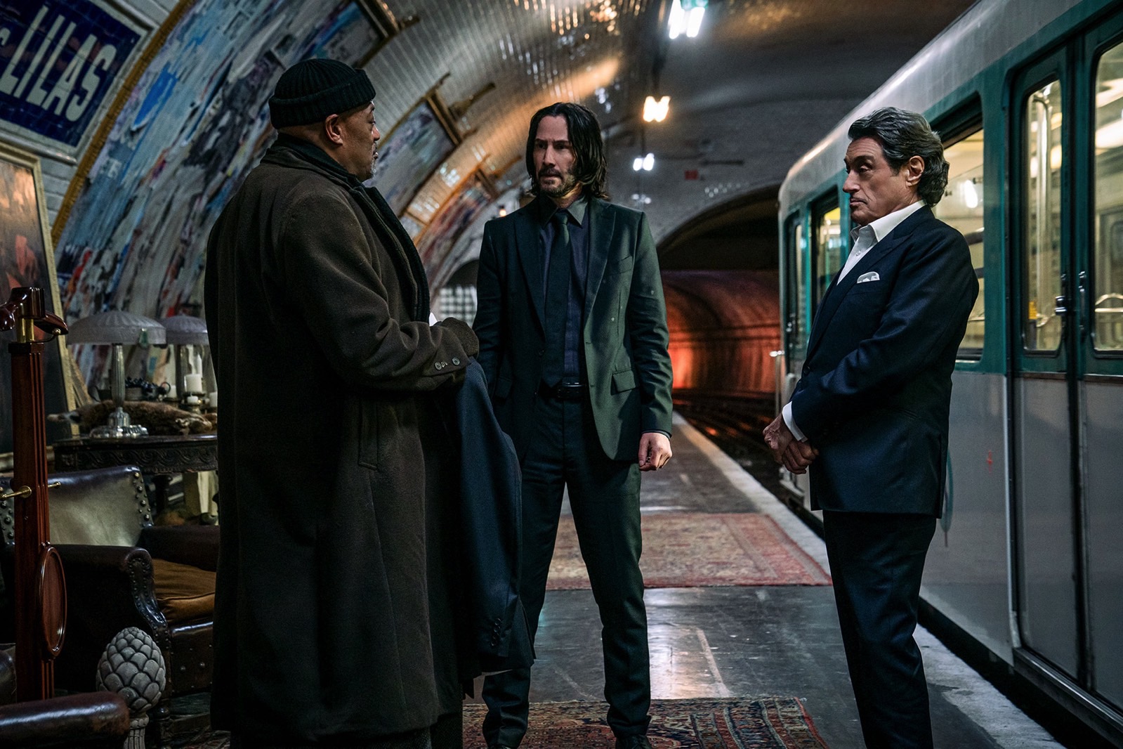 Keanu Reeves estará em John Wick 5, confirma diretor