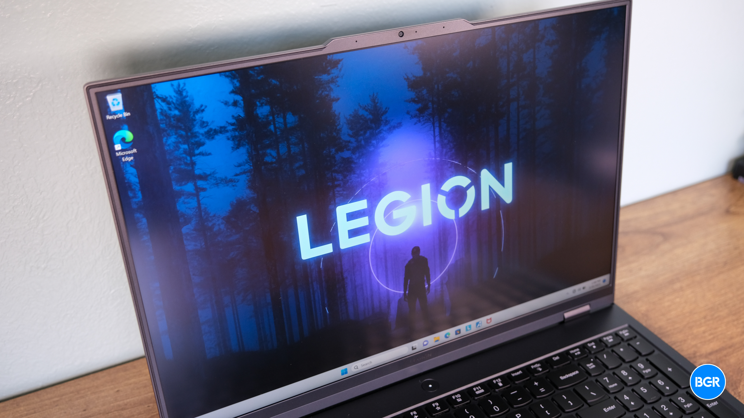 Lenovo Legion 7i Gen 8 Display