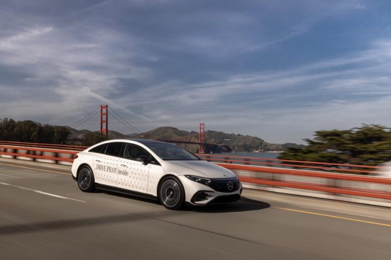 Mercedes self-driving Mercedes self-driving in California