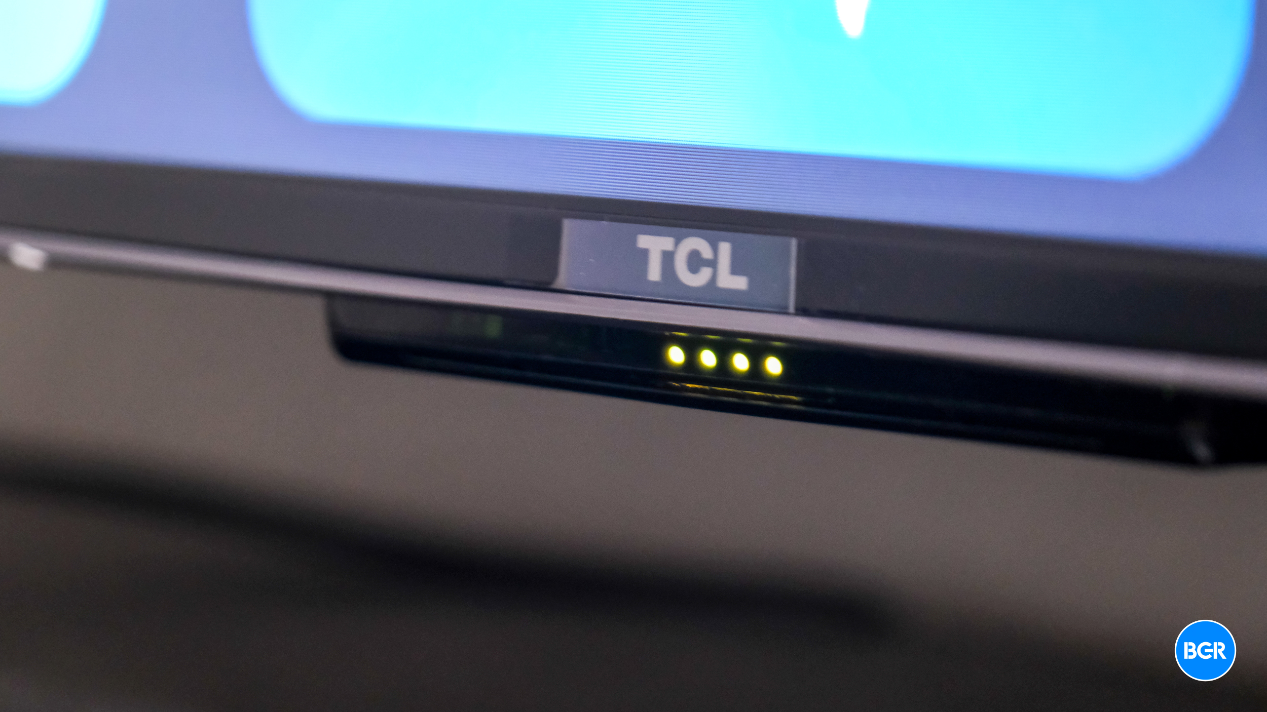 TCL Q7 Logo