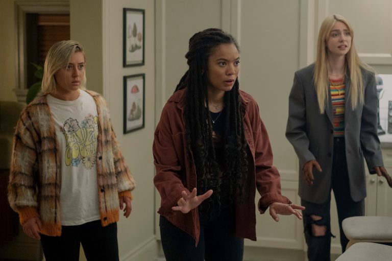 Lizze Broadway, Jaz Sinclair, Maddie Phillips in Gen V.